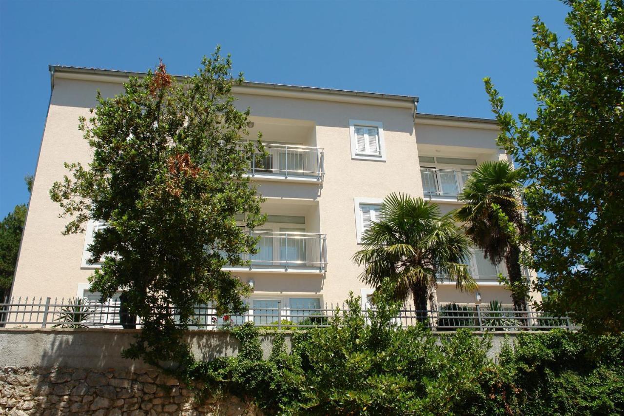 Apartment Villa Sara Dramalj Ngoại thất bức ảnh